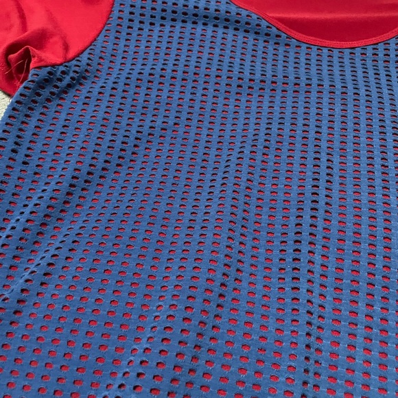 NWT!! Lularoe classic T - Picture 2 of 3